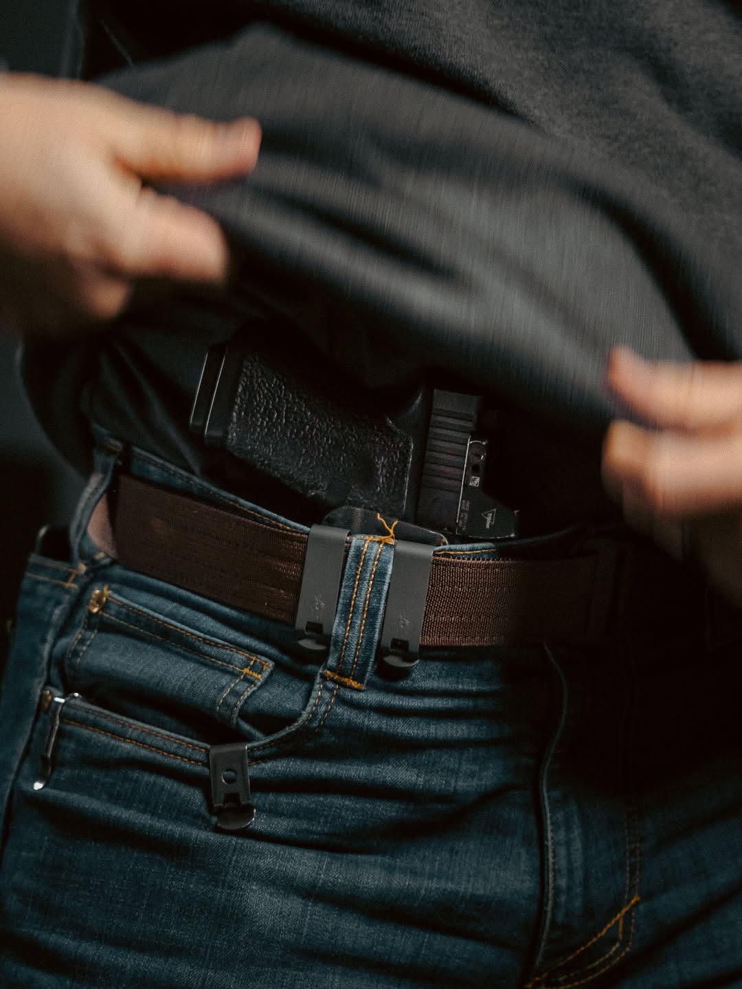 Does printing matter? How to carry a handgun